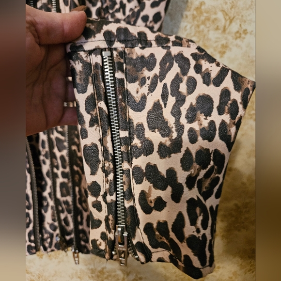 Colleen Lopez Small Faux Leather Moto Jacket - Picture 6 of 16